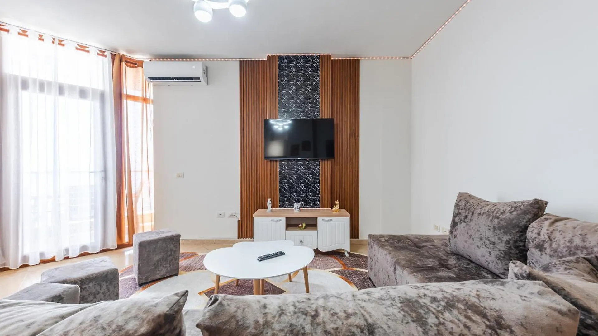 Apartmán City Oasis With A Sea View Durrës